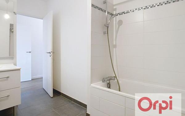 Appartement à vendre    4 pièces • 89,92 m2 Issy-les-Moulineaux