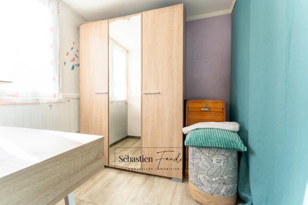 Maison à vendre 4 pièces LE CASTELLET (83) - Maison type chalet - Résidence sécurisée avec piscine - Terrasses