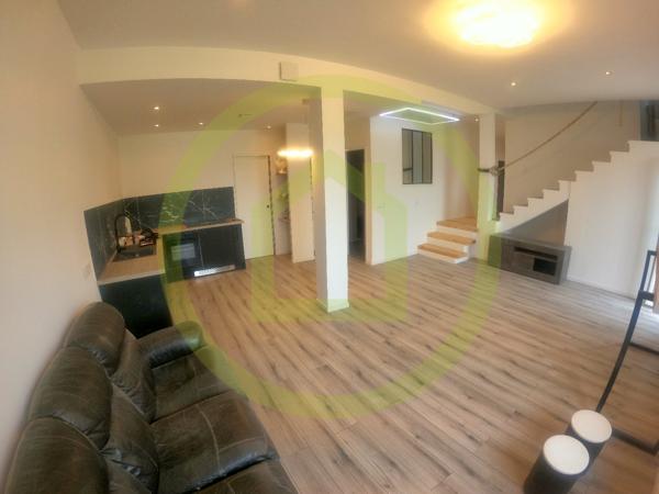 Appartement en rez-de-jardin à GATTIERES (06510)