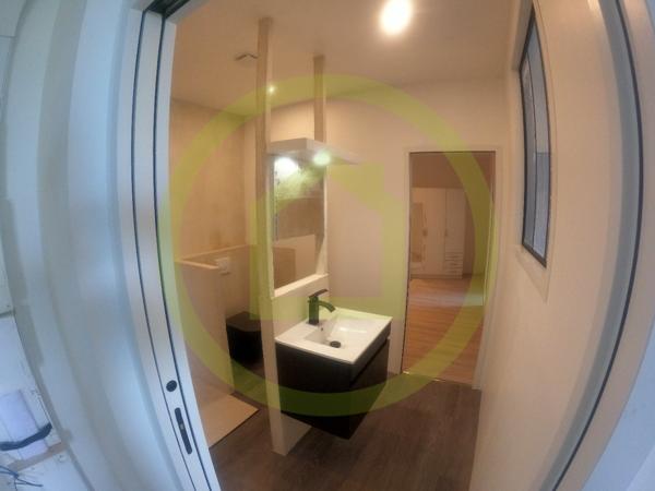 Appartement en rez-de-jardin à GATTIERES (06510)