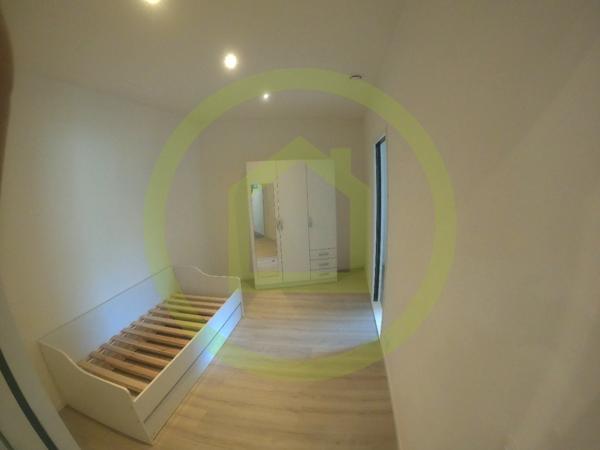 Appartement en rez-de-jardin à GATTIERES (06510)