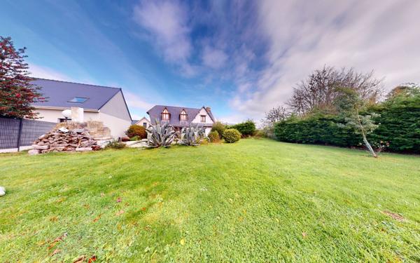 Maison à vendre    5 pièces •  Octeville-sur-Mer