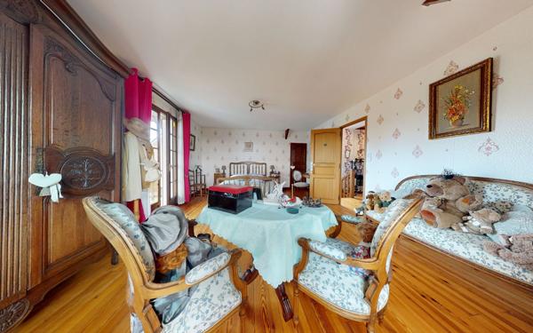 Maison à vendre    5 pièces •  Octeville-sur-Mer