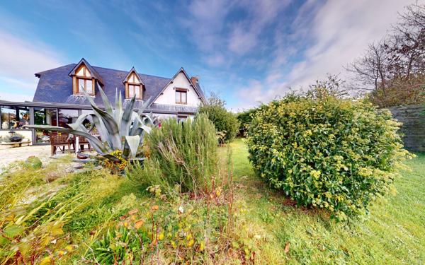 Maison à vendre    5 pièces •  Octeville-sur-Mer