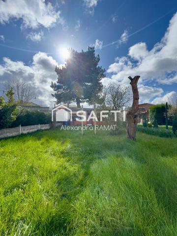 Maison 3 chambres jardin et garage proche commodités