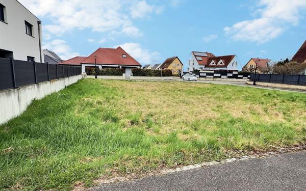 Terrain à vendre    Bennwihr