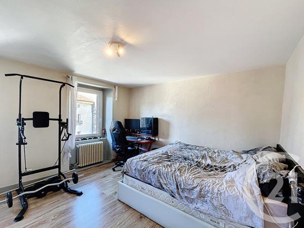 Immeuble à vendre  175,11 m2 YSSINGEAUX - 43