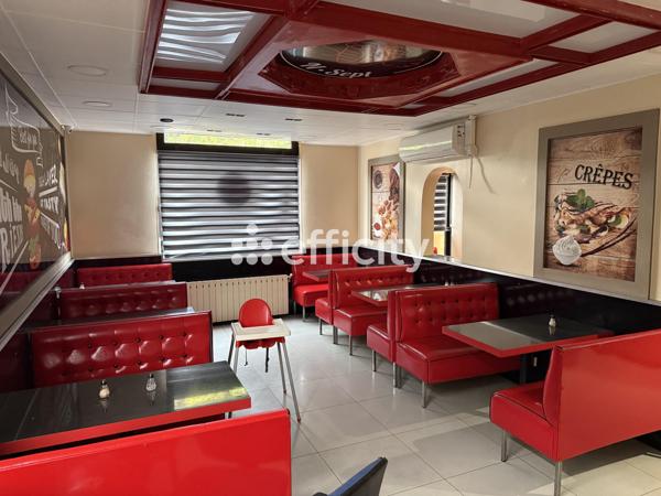 Fonds De Commerce - 130 m²