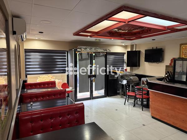 Fonds De Commerce - 130 m²