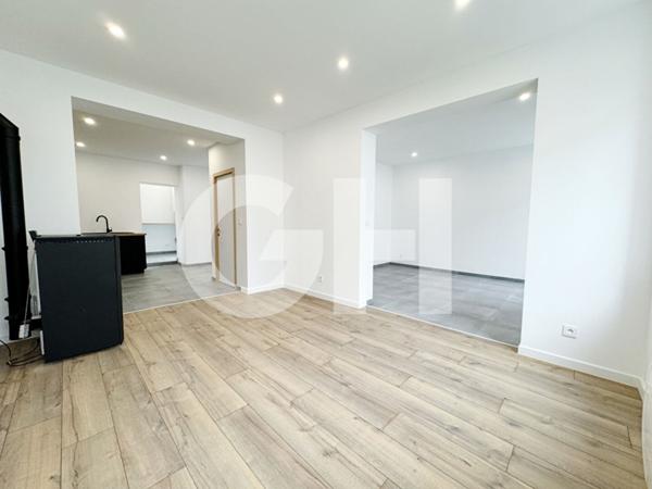 IMMEUBLE DE RAPPORT : UNE MAISON + 3 APPARTEMENTS