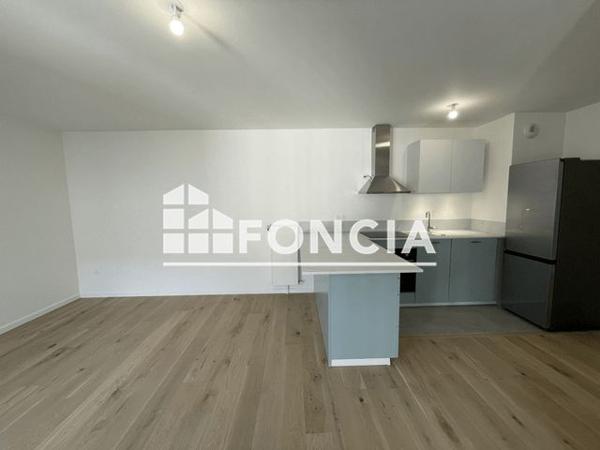 Location Appartement 2 pièces 49.74 m² - 782 AVENUE ROGER SALENGRO Chaville 92370