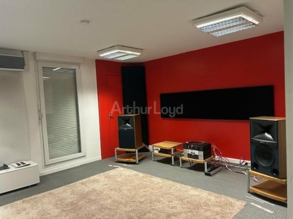 BUREAUX à VENDRE de 89 m²