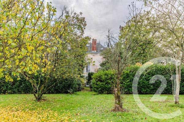 Maison à vendre  10 pièces - 420 m2 STE LUCE SUR LOIRE - 44