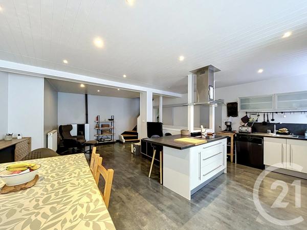 Immeuble à vendre  165 m 2   ST MAURICE DE LIGNON  - 43