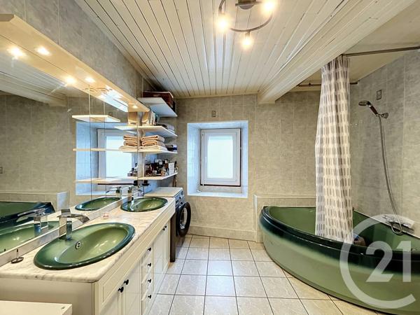 Immeuble à vendre  165 m 2   ST MAURICE DE LIGNON  - 43