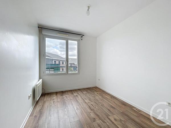 Appartement F4 à vendre  4 pièces - 85,04 m2 DAMMARIE LES LYS - 77