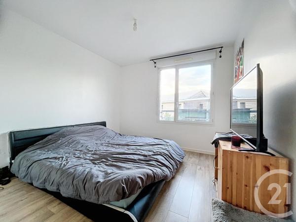 Appartement F4 à vendre  4 pièces - 85,04 m2 DAMMARIE LES LYS - 77