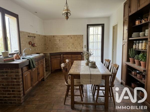 Maison à vendre 6 pièces 135,91 m² Mandres-les-Roses