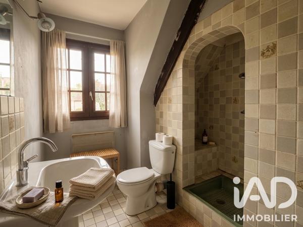 Maison à vendre 6 pièces 135,91 m² Mandres-les-Roses