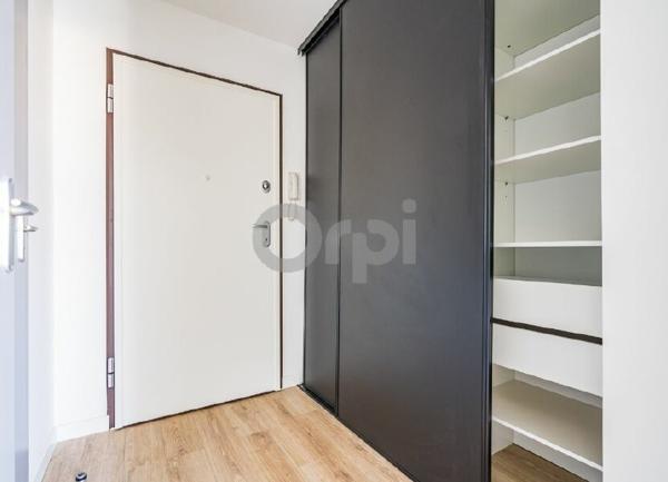 Appartement à louer    2 pièces • 45,41 m2 Sainte-Geneviève-des-Bois