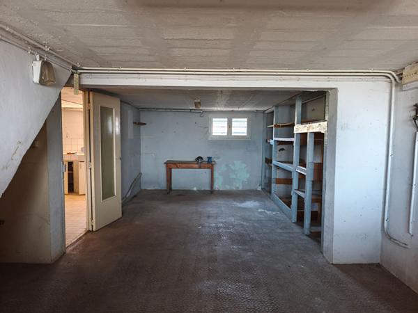 Pavillon sur sous-sol, Marzy 2 chambres, quartier résidentiel, 10 minutes Nevers