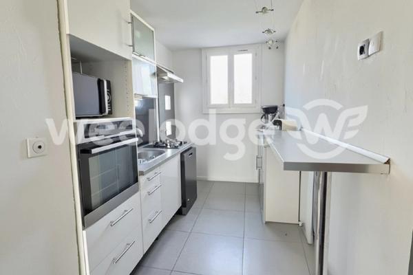 Appartement à vendre 3 pièces de 56 m² à Istres