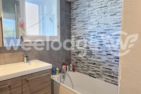 Appartement à vendre 3 pièces de 56 m² à Istres