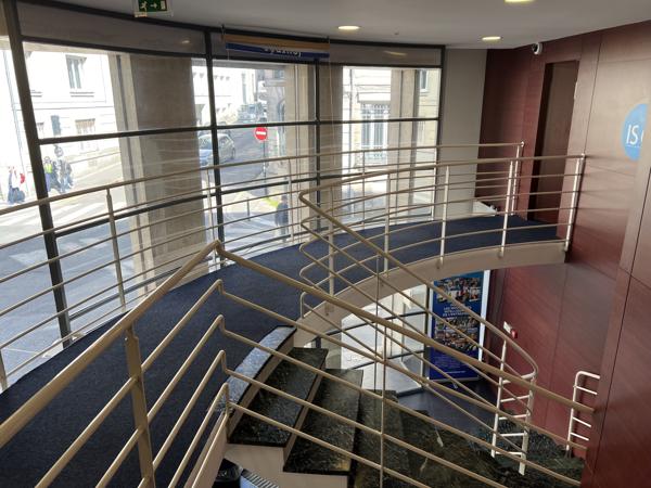 BUREAUX A LOUER A VENDRE ERP5 CENTRE NANTES