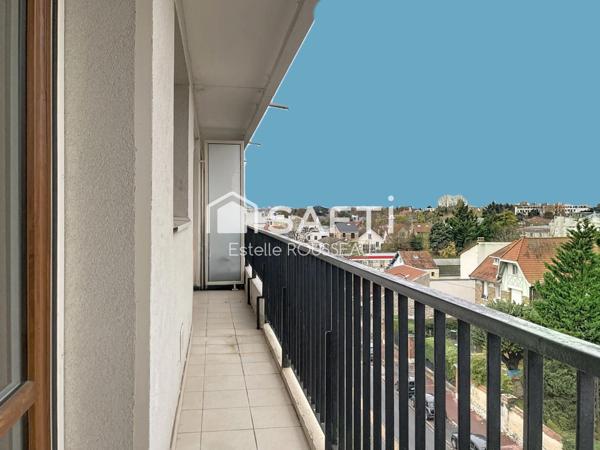 T2 avec balcon 2 m' commerces et 14 m' à pied RER