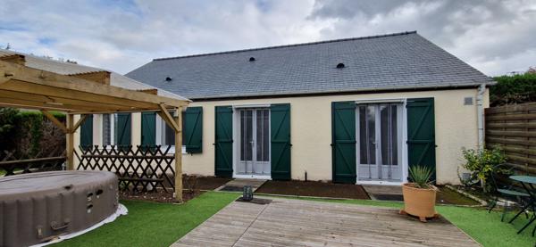 Pavillon plain-pied trois chambres-jardin-Garage