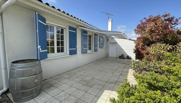 Maison familiale lumineuse et verdoyante