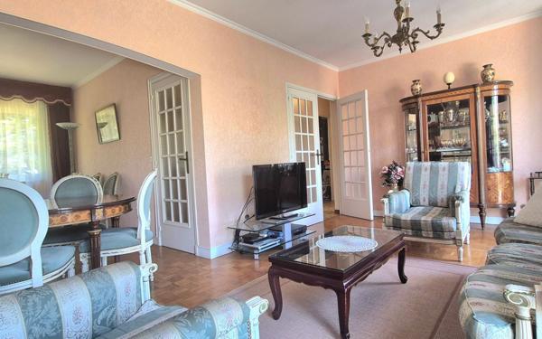 Maison à vendre    6 pièces • 122,70 m2 Yerres