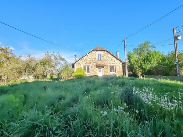 Ensemble de 2 maisons de campagne avec dépendances