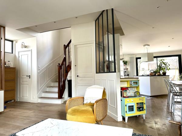 Maison 5 pièces - 145 m² Exclusivité efficity