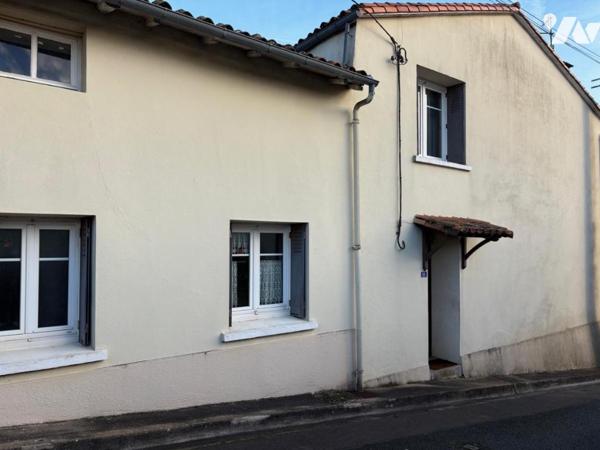 CELLES SUR BELLE, maison de ville de 83 m² 
