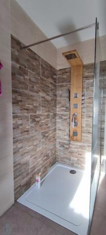 Villa RT2012 de plain pied avec jardin piscinable et garage