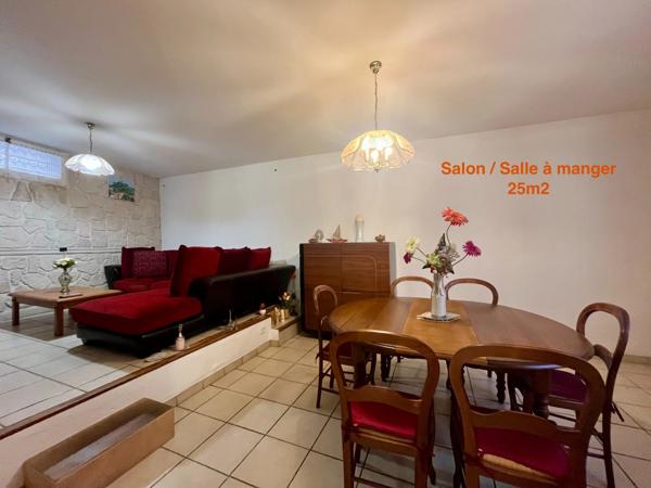 Maison de village à vendre à Allauch – 82 m² – 2 chambres – Façade et toiture rénovées