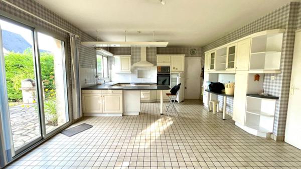 A VENDRE - 44370 VARADES - MAISON 11 PIECES