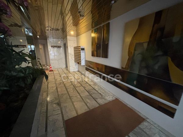 Appartement à vendre 1 pièces ANTIBES (06)