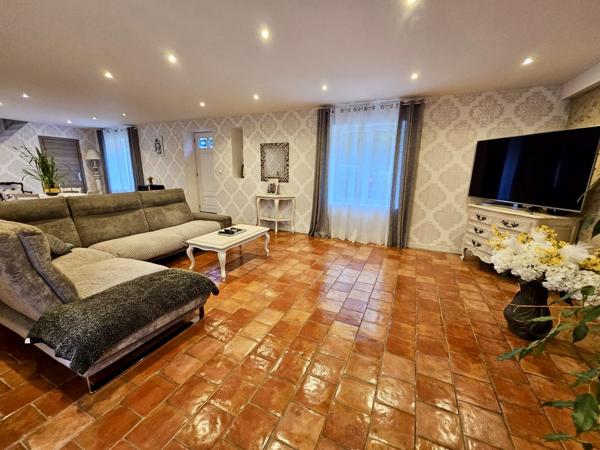 Maison de charme en pierre avec piscine 3 chambres FONTAINE LE COMTE