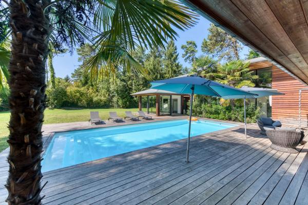 Vente Maison de luxe Sciez 9 Pièces 340 m²