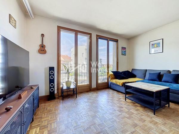 Appartement de type 3 de 74 m2 avec balcon.