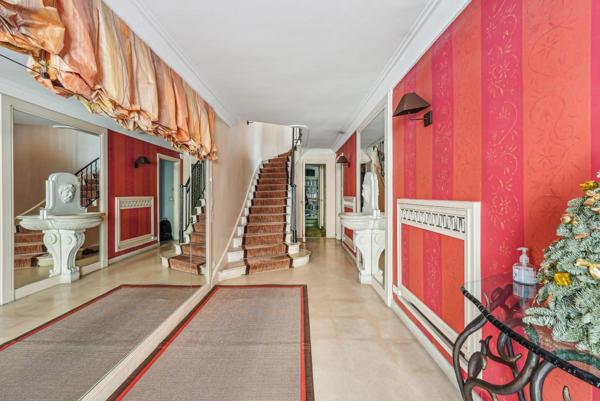 Vente Maison de luxe Neuilly-sur-Seine 9 Pièces 300 m²