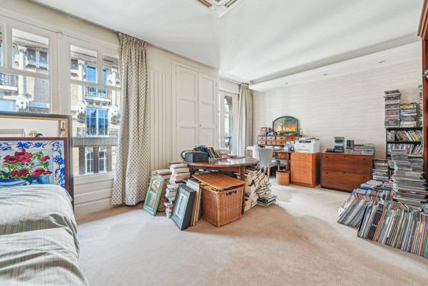 Vente Maison de luxe Neuilly-sur-Seine 9 Pièces 300 m²
