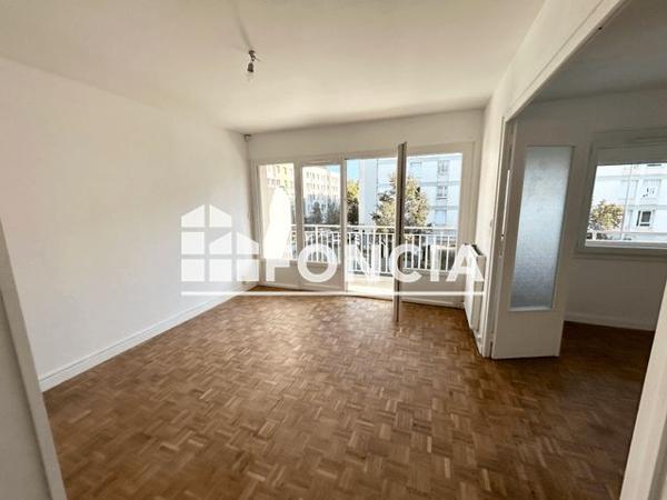 Location Appartement 3 pièces 65 m² - RUE SULLY Valence 26000