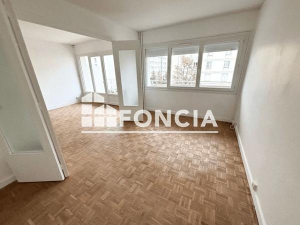 Location Appartement 3 pièces 65 m² - RUE SULLY Valence 26000