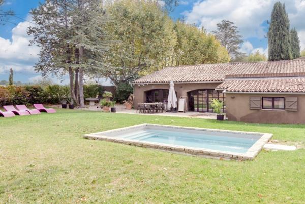 Location Maison de luxe Aix-en-Provence 23 Pièces 620 m²