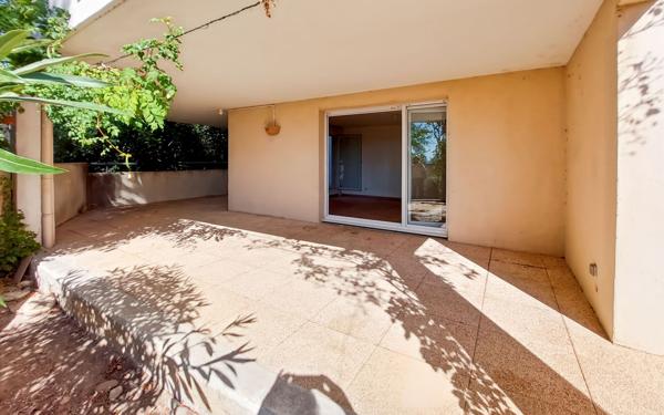 Appartement à vendre    2 pièces •  Manosque