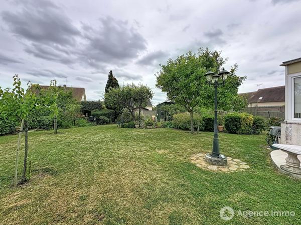 À vendre - Maison bourgeoise, 7 pièces située à Chécy (45430)