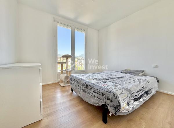 Appartement de type 3 de 60.16 m2 avec loggia, cave et place de stationnement.
